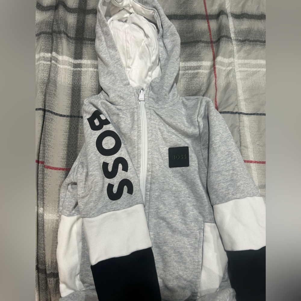 Boss Kids Gray and Black Matching Jogger Set - Picture 2 of 4